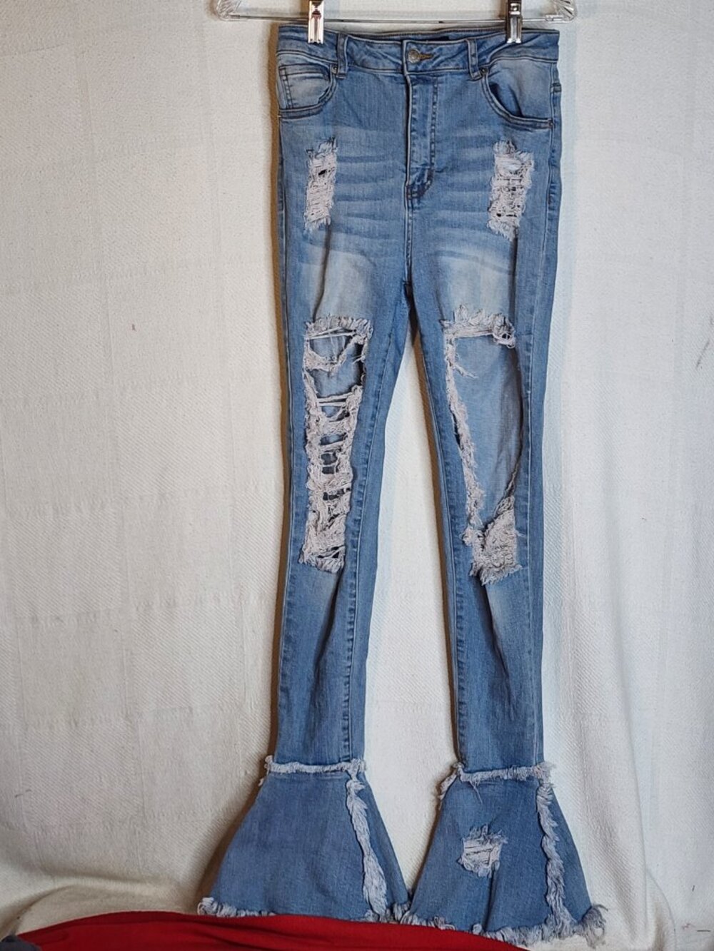 Akira Light Wash Distressed Cotton Poly Span Fringe Flare Bottom Jeans Sz 9 W28 - Picture 2 of 16